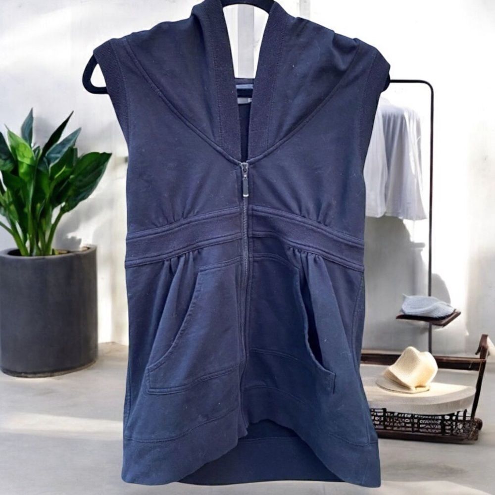Norma Kamali Black Sleeveless Zip Hoodie/Cover-Up. Size Medium. EUC!